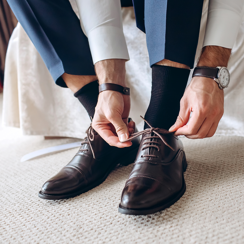 Jak dobierać skarpetki do garnituru: niezauważalny detal, który robi różnicę